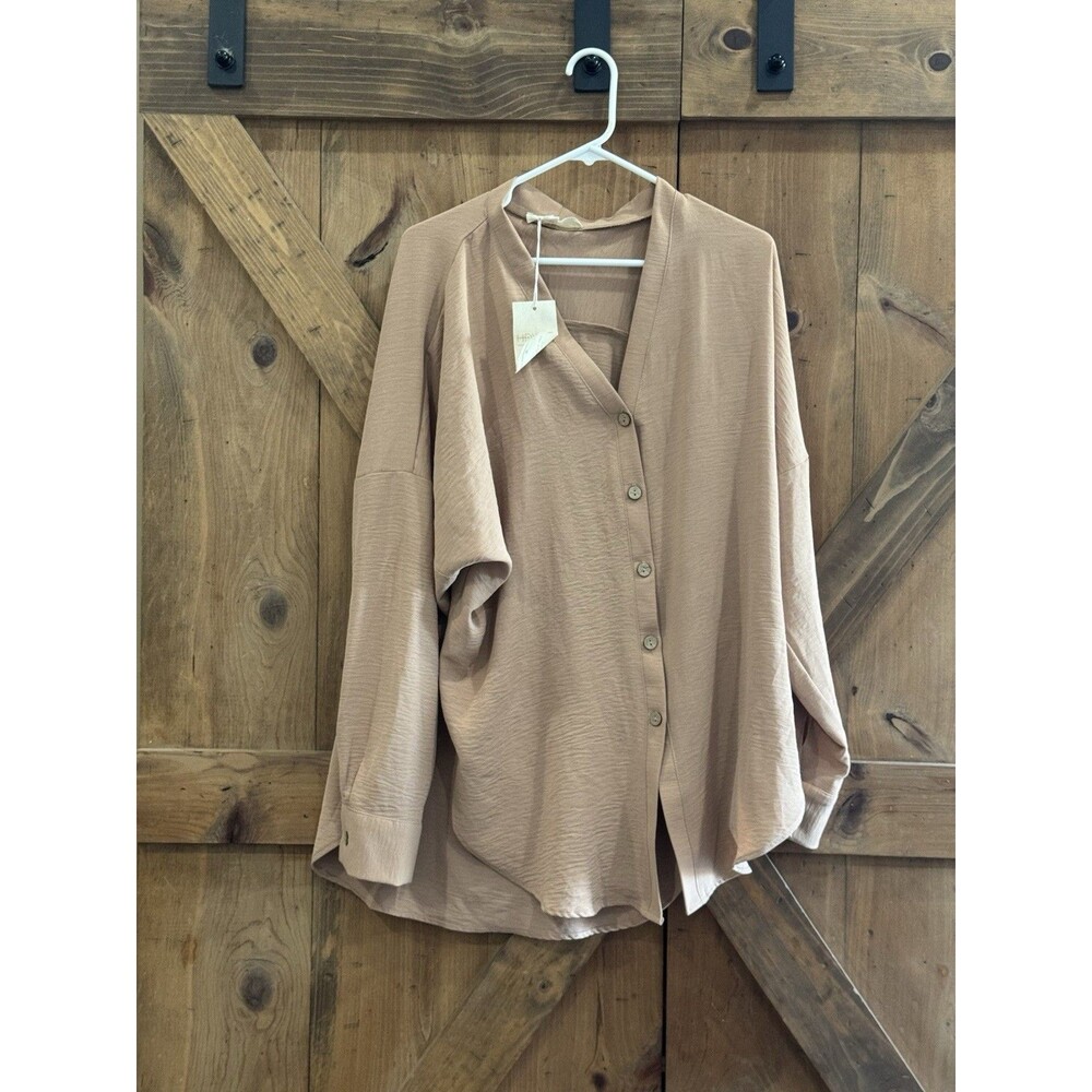 How Do You Wear That HDYWT Beige Button Up Lagenlook Shirt Women’s Sz XL